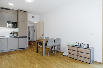 Pronájem bytu 2+kk v osobním vlastnictví 59 m², Praha 5 - Radlice