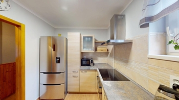 Prodej bytu 3+1 v osobním vlastnictví 220 m², Praha 6 - Suchdol