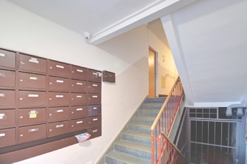 společné prostory - Prodej bytu 1+1 v osobním vlastnictví 32 m², Kladno