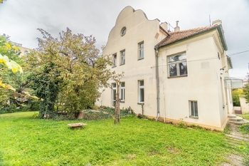 Prodej domu 200 m², Praha 10 - Strašnice