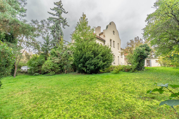 Prodej domu 200 m², Praha 10 - Strašnice