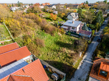 Prodej pozemku 1976 m², Praha 9 - Koloděje
