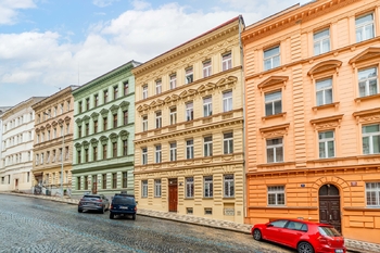 Prodej bytu 2+kk v osobním vlastnictví 40 m², Praha 3 - Žižkov