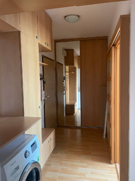 vstupní chodba - Pronájem bytu 3+1 v osobním vlastnictví 68 m², Zlín