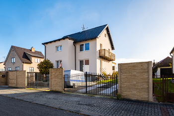 Prodej domu 110 m², Velešín