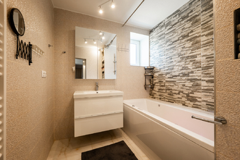 Prodej domu 110 m², Velešín