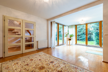 Prodej bytu 5+1 v osobním vlastnictví 232 m², Praha 5 - Košíře