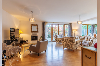 Prodej bytu 5+1 v osobním vlastnictví 306 m², Praha 5 - Košíře