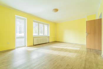 Prodej bytu 3+1 v osobním vlastnictví 69 m², Hostivice