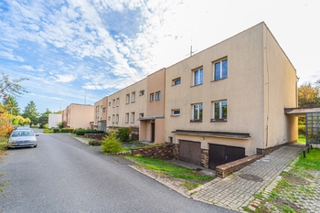 Prodej bytu 3+1 v osobním vlastnictví 69 m², Hostivice