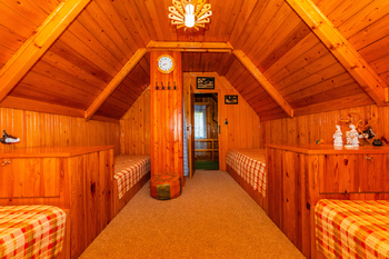 10. Ložnice v patře - Prodej chaty / chalupy 85 m², Zbiroh