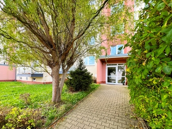 Prodej bytu 1+kk v osobním vlastnictví 38 m², Roztoky