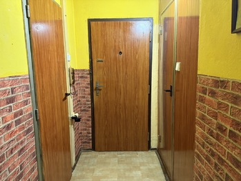 Chodba - Prodej bytu 2+1 v družstevním vlastnictví 63 m², Krupka
