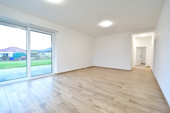 Pronájem domu 115 m², Cheznovice