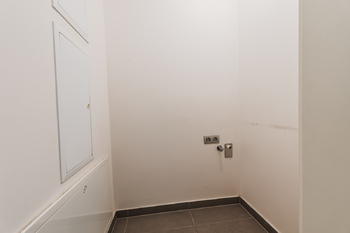 Pronájem bytu 3+kk v osobním vlastnictví 3490 m², Praha 8 - Libeň