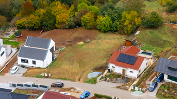 Prodej pozemku 1095 m², Neslovice