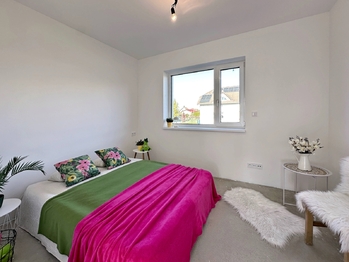 ložnice - Prodej domu 100 m², Srubec