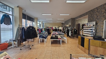 Pronájem obchodních prostor 204 m², Kolín