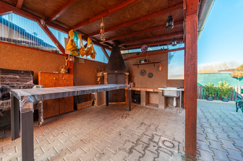 Prodej domu 105 m², Zakřany