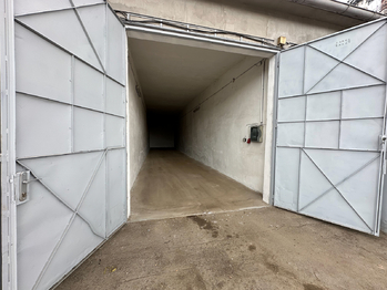 Pronájem garáže, Praha 9 - Vinoř