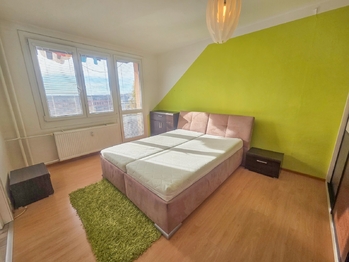 ložnice - Pronájem bytu 2+kk v osobním vlastnictví 37 m², České Budějovice