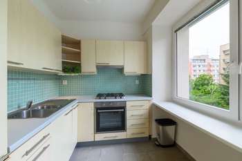 Pronájem bytu 3+1 v osobním vlastnictví 64 m², Praha 4 - Nusle