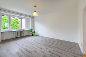 Pronájem bytu 3+1 v osobním vlastnictví 64 m², Praha 4 - Nusle