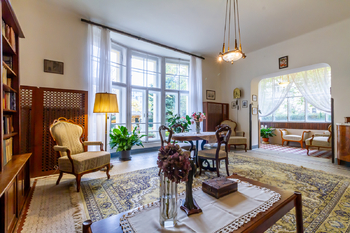 Prodej bytu 4+1 v osobním vlastnictví 217 m², Praha 7 - Holešovice