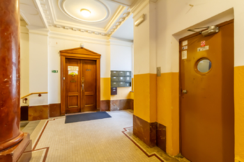 Prodej bytu 4+1 v osobním vlastnictví 217 m², Praha 7 - Holešovice