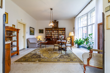 Prodej bytu 4+1 v osobním vlastnictví 217 m², Praha 7 - Holešovice