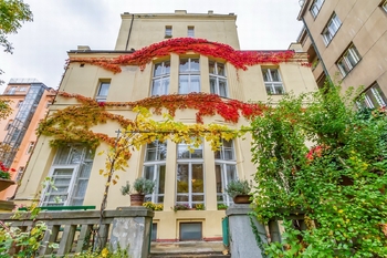 Prodej bytu 4+1 v osobním vlastnictví 217 m², Praha 7 - Holešovice