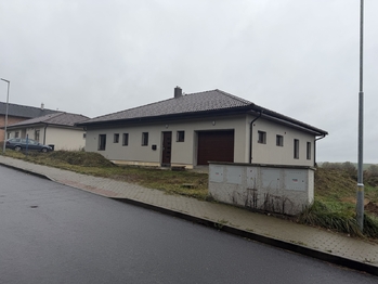 Prodej domu 150 m², Předín
