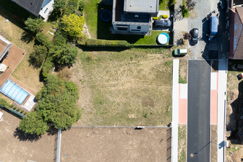 Prodej stavebního pozemku pro výstavbu rodinného domu, Praha Kunratice - Prodej pozemku 694 m², Praha 4 - Kunratice