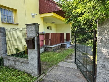 Prodej obchodních prostor 380 m², Tlumačov
