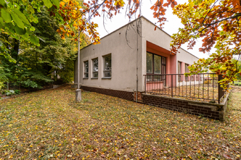 Prodej malého objektu 300 m², Lesonice