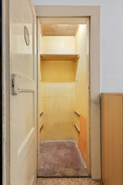 Komora - Prodej bytu 3+kk v osobním vlastnictví 66 m², Praha 3 - Žižkov