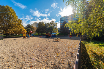 Prodej bytu 2+1 v osobním vlastnictví 68 m², Praha 8 - Bohnice