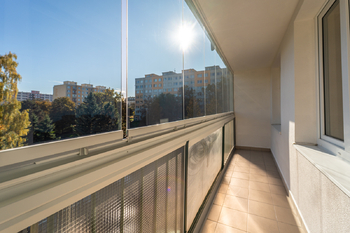 Prodej bytu 2+1 v osobním vlastnictví 68 m², Praha 8 - Bohnice