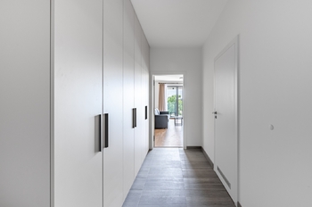 Chodba - Pronájem bytu 1+kk v osobním vlastnictví 42 m², Praha 8 - Karlín