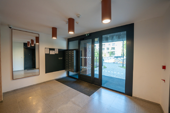 Pronájem bytu 2+kk v osobním vlastnictví 70 m², Praha 4 - Nusle