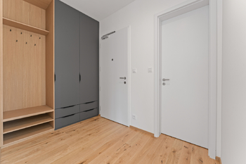 Pronájem bytu 2+kk v osobním vlastnictví 70 m², Praha 4 - Nusle