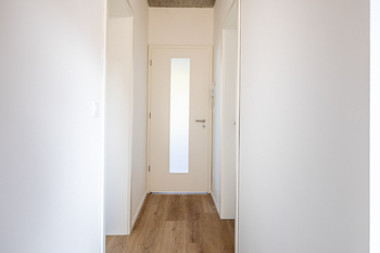 Předsíň - Prodej bytu 2+kk v osobním vlastnictví 56 m², Praha 9 - Hrdlořezy