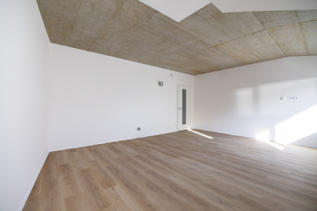 Prodej bytu 3+kk v osobním vlastnictví 87 m², Praha 9 - Hrdlořezy