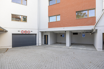 Prodej bytu 3+kk v osobním vlastnictví 87 m², Praha 9 - Hrdlořezy