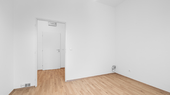 Prodej bytu 1+kk v osobním vlastnictví 15 m², Praha 9 - Prosek