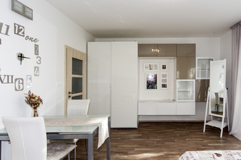 Pronájem bytu 1+kk v osobním vlastnictví 34 m², Praha 9 - Letňany