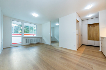 Pronájem bytu 2+kk v osobním vlastnictví 47 m², Praha 6 - Vokovice