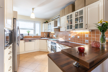 Prodej domu 142 m², Praha 9 - Újezd nad Lesy