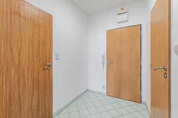 Prodej bytu 2+kk v osobním vlastnictví 51 m², Praha 9 - Střížkov