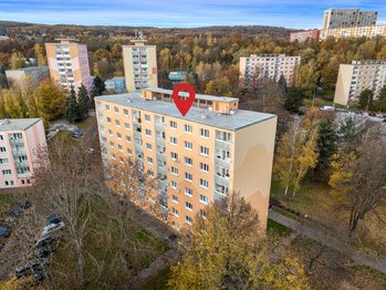 Pohled na dům - Prodej bytu 3+kk v družstevním vlastnictví 55 m², Chomutov